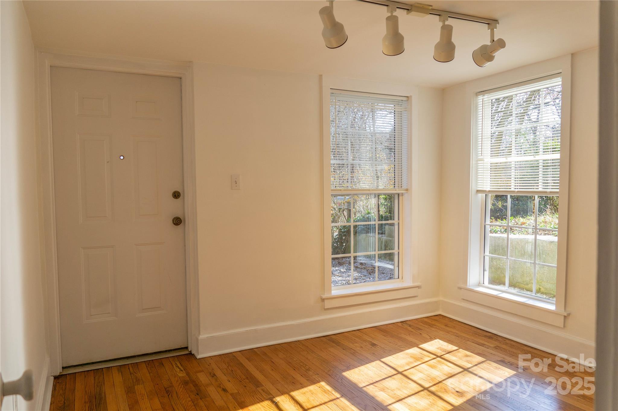 17 Mcdade Street Asheville NC 28806