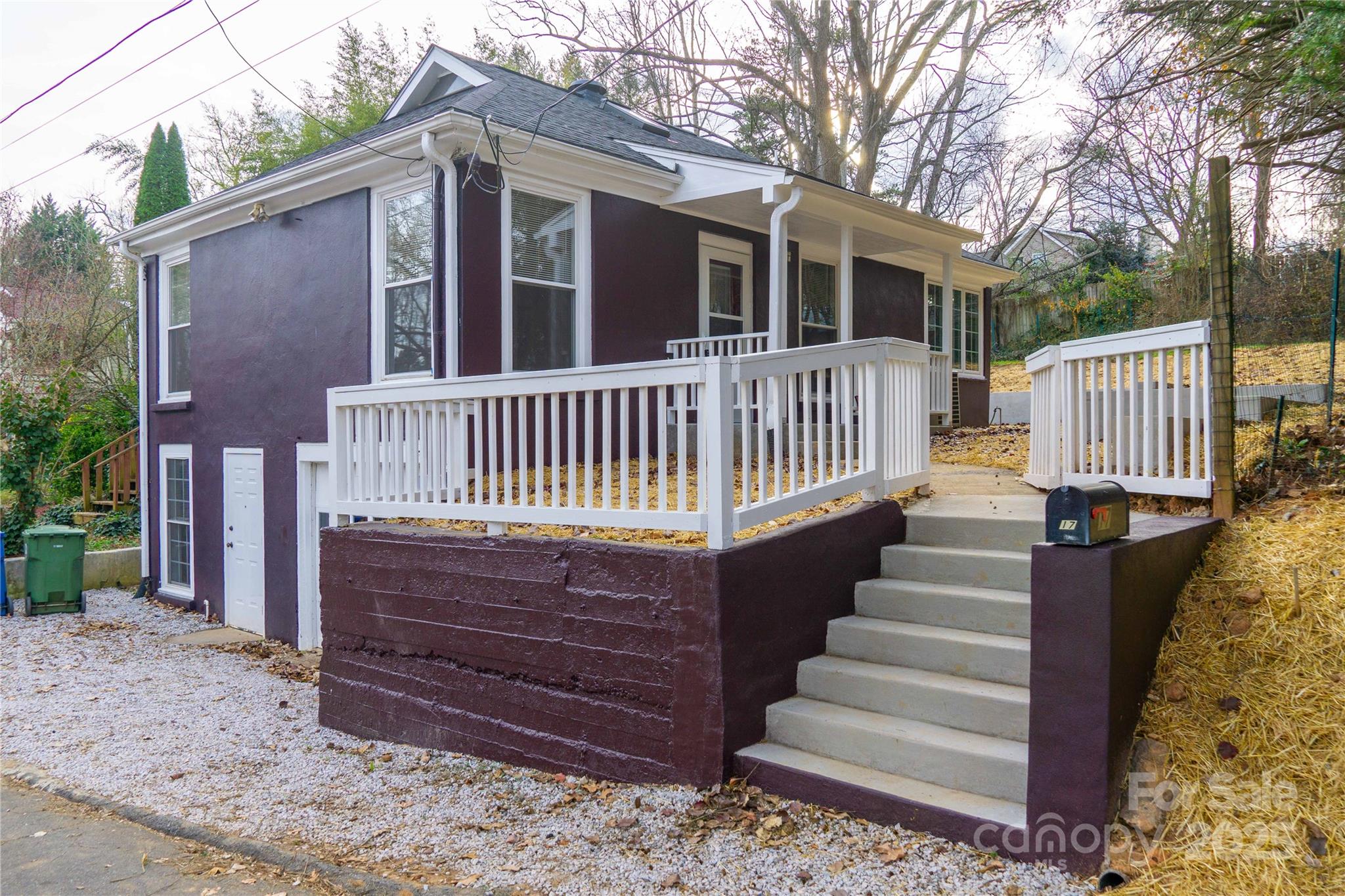 17 Mcdade Street Asheville NC 28806