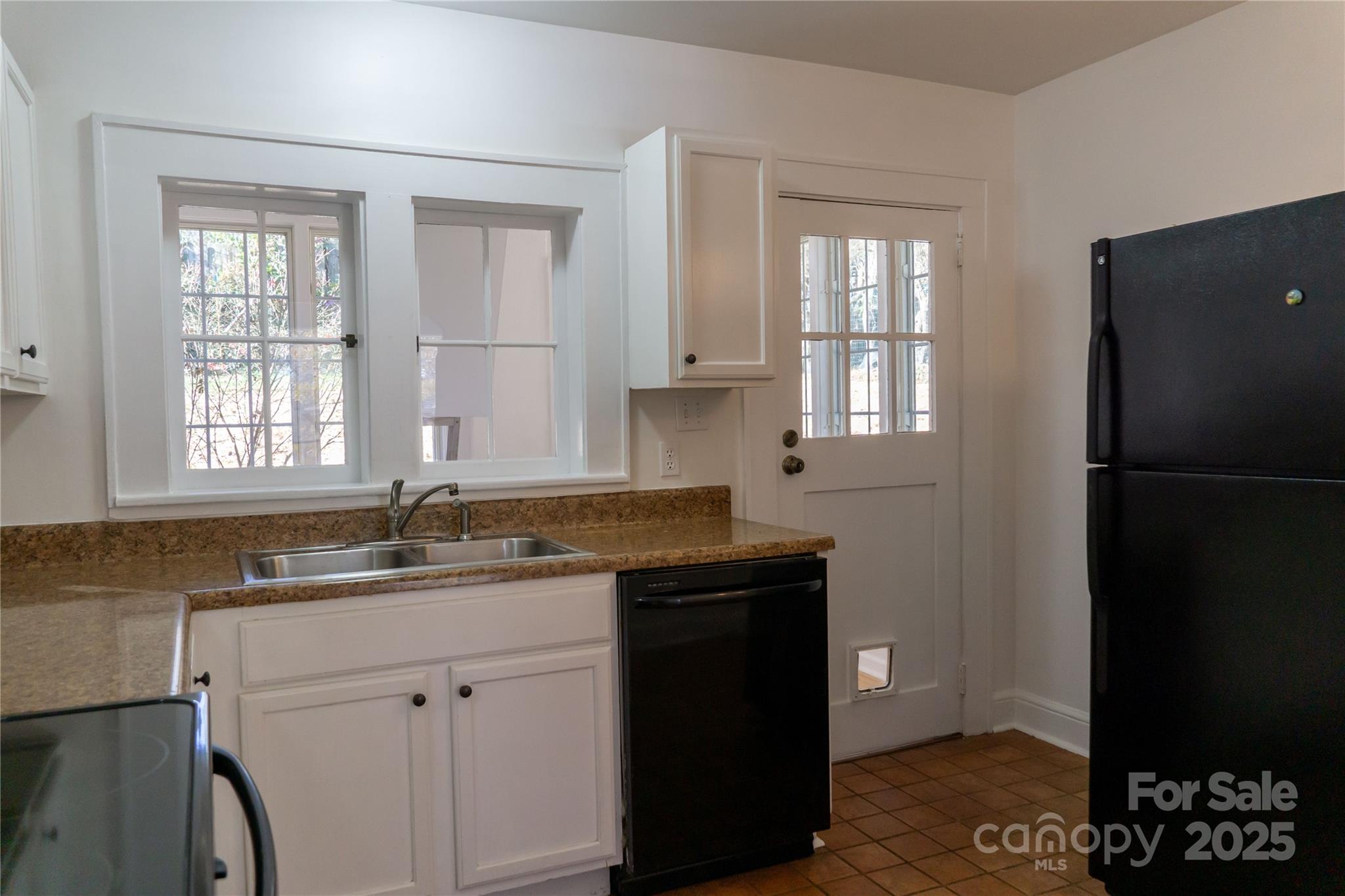 17 Mcdade Street Asheville NC 28806