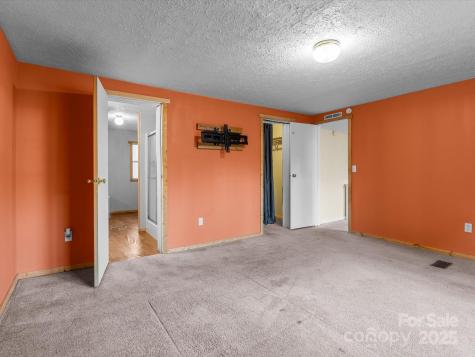 205 Kirk Way Candler NC 28715