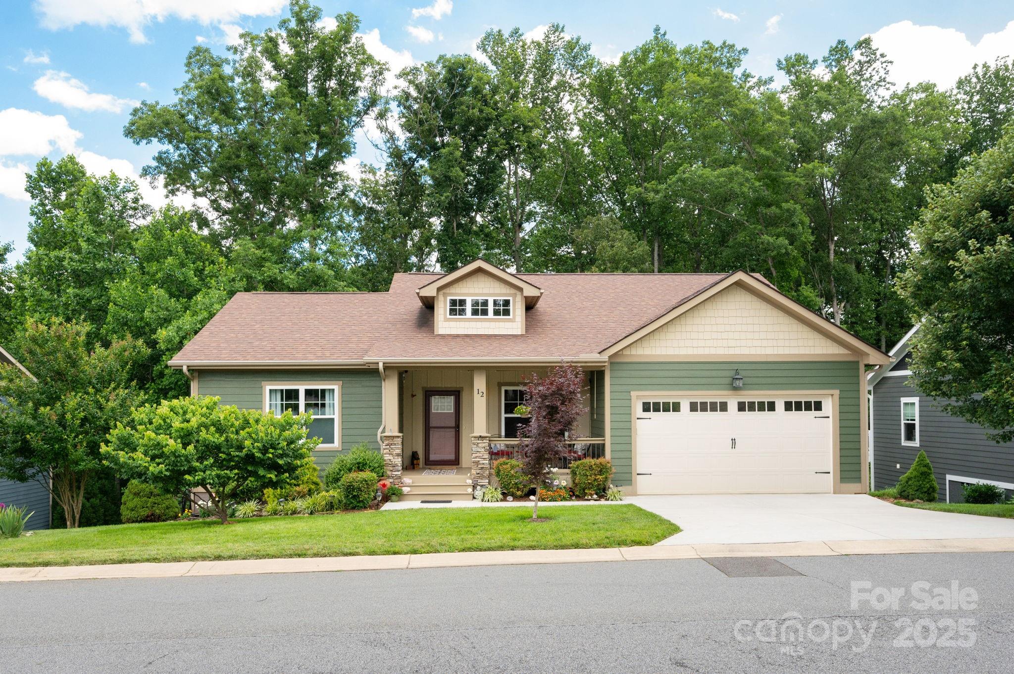 12 Asher Lane Arden NC 28704