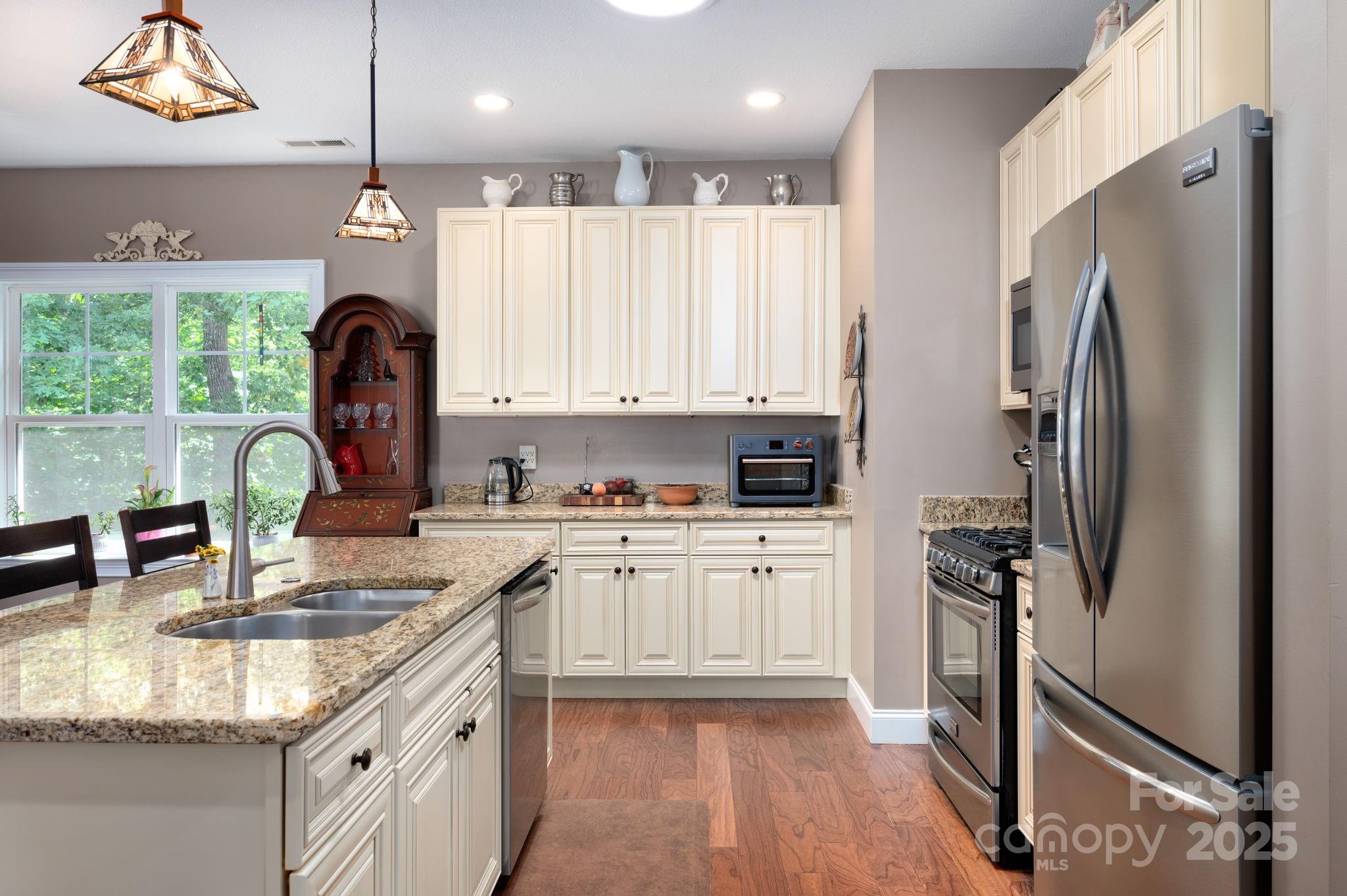 12 Asher Lane Arden NC 28704