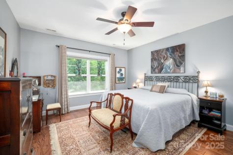 12 Asher Lane Arden NC 28704