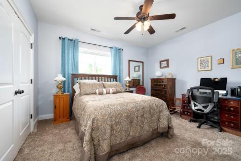 12 Asher Lane Arden NC 28704