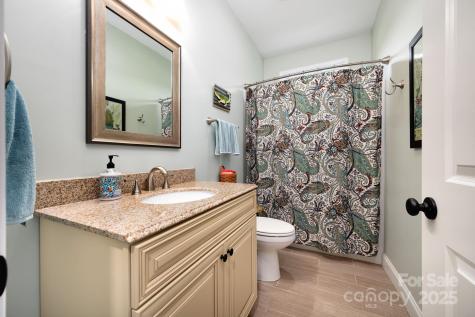 12 Asher Lane Arden NC 28704