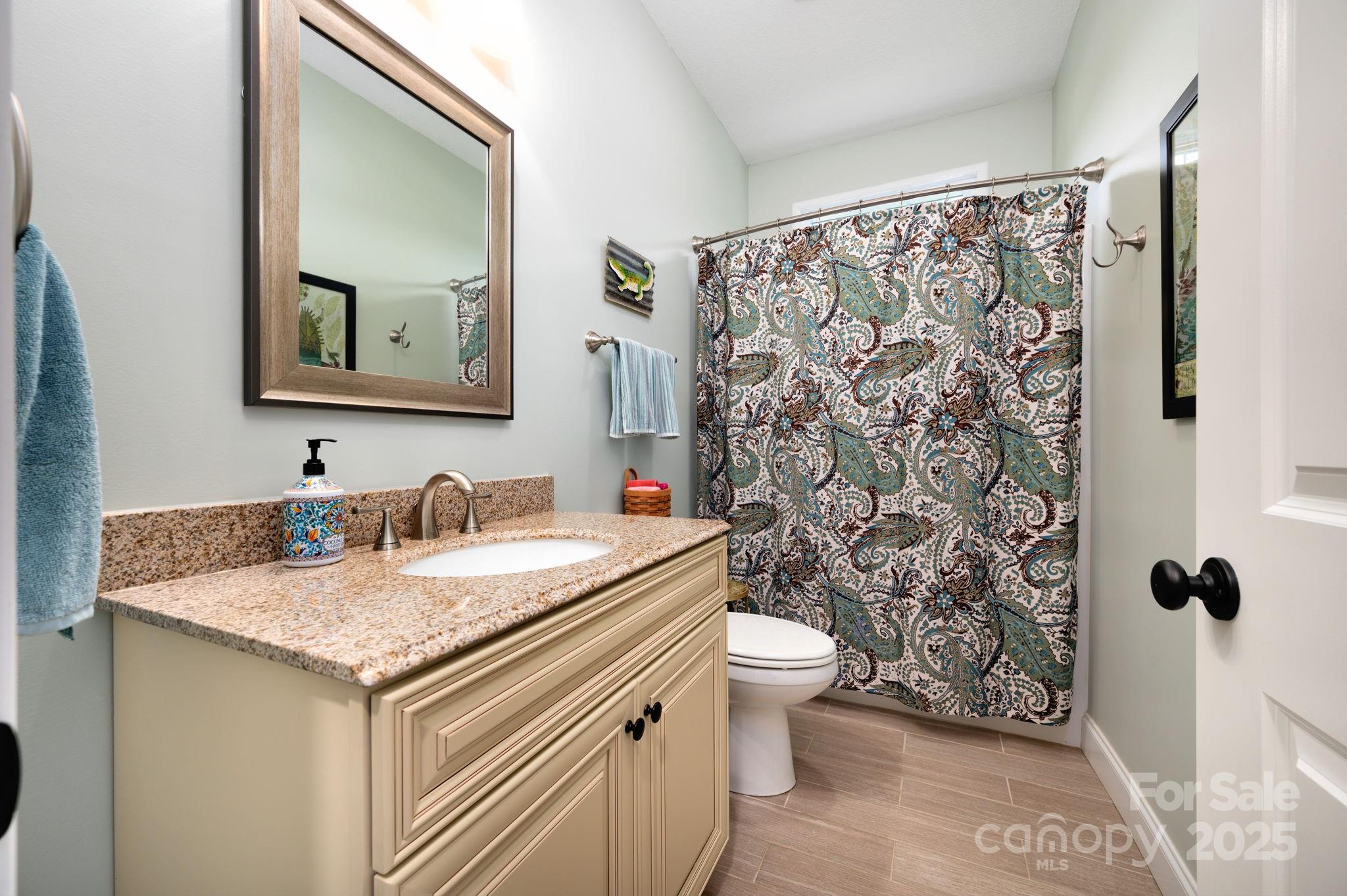 12 Asher Lane Arden NC 28704