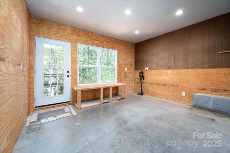 12 Asher Lane Arden NC 28704