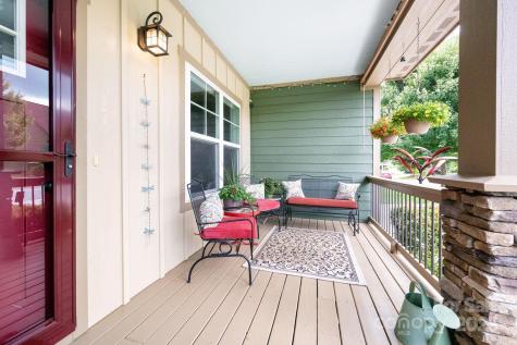 12 Asher Lane Arden NC 28704