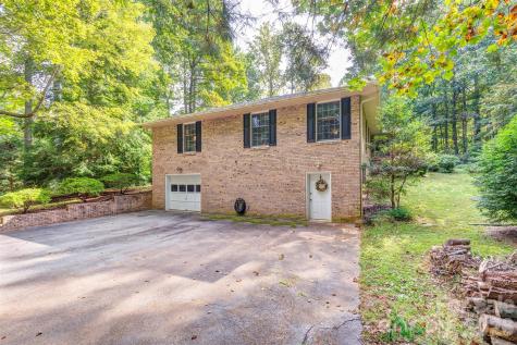 3 Sunningdale Drive Flat Rock NC 28731
