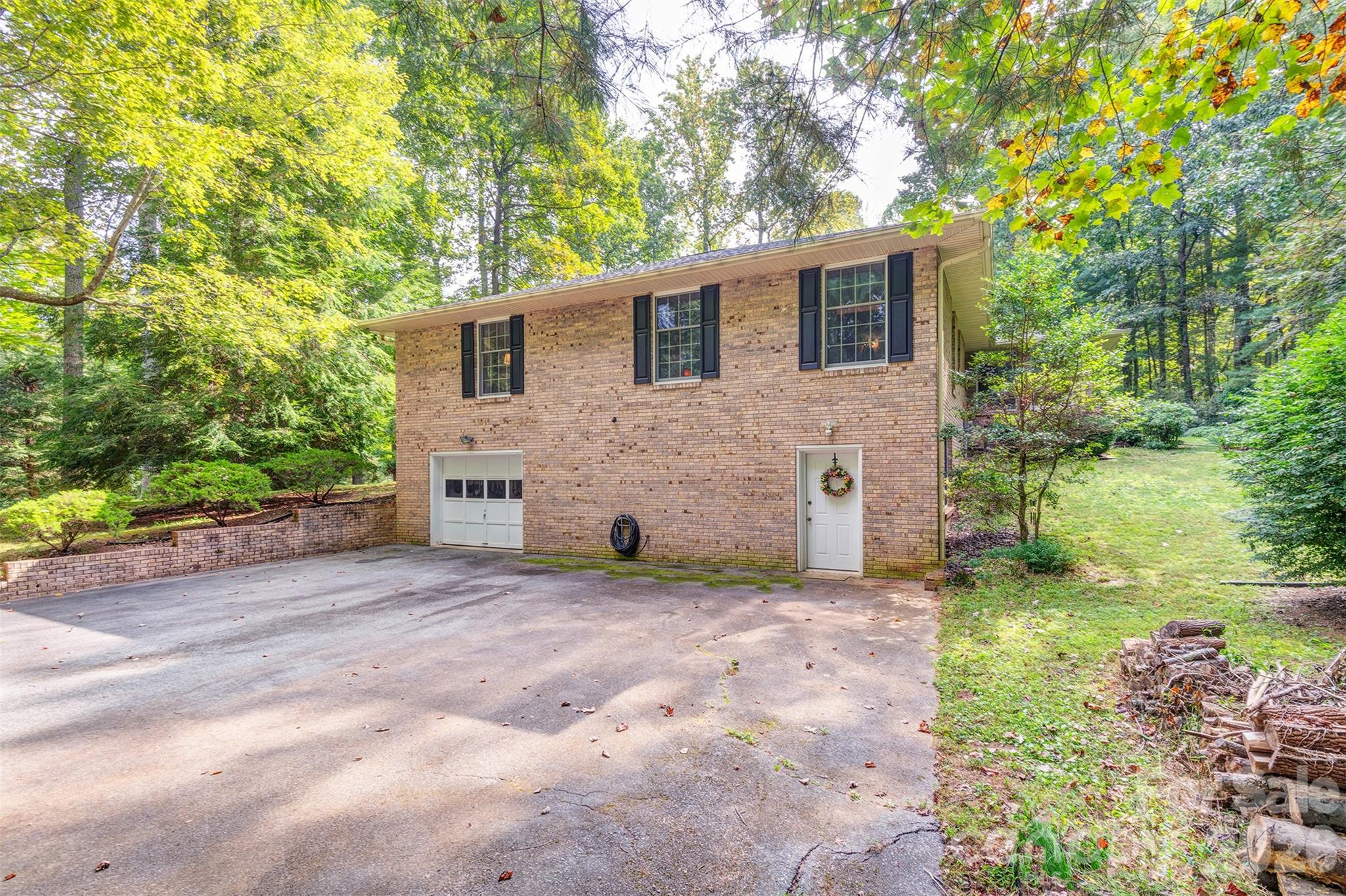 3 Sunningdale Drive Flat Rock NC 28731
