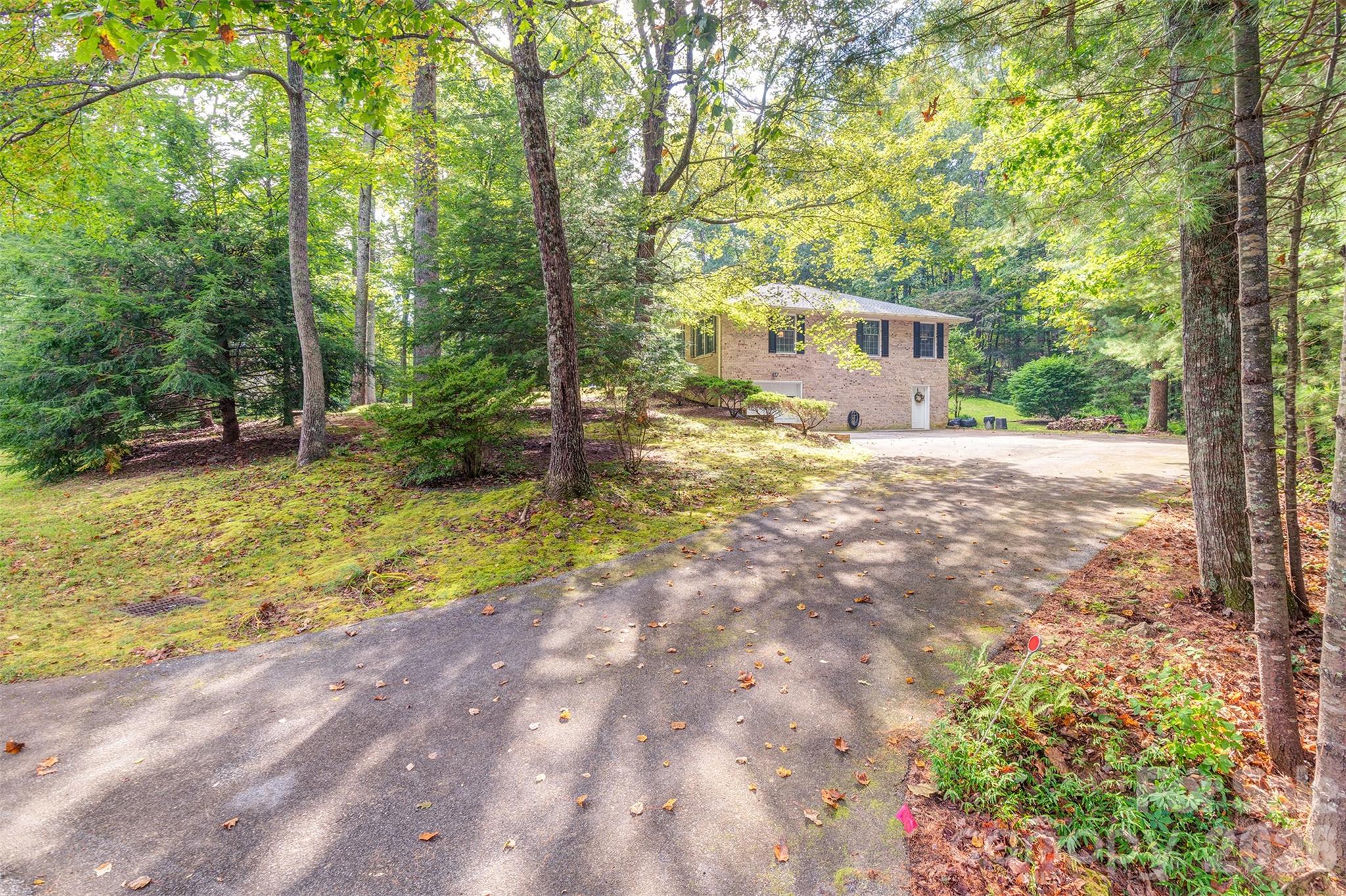 3 Sunningdale Drive Flat Rock NC 28731