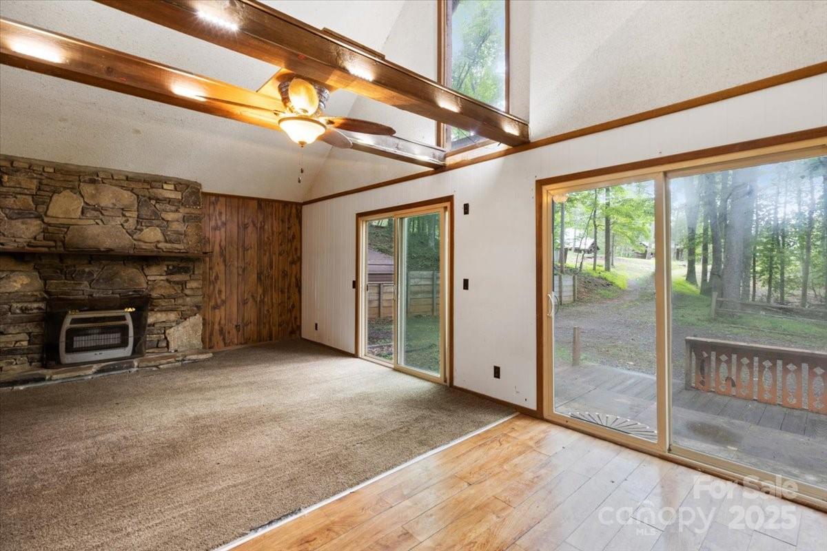 215 Byrd Mountain Estates Road Burnsville NC 28714