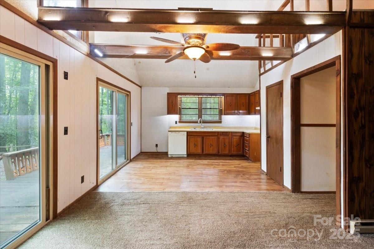 215 Byrd Mountain Estates Road Burnsville NC 28714
