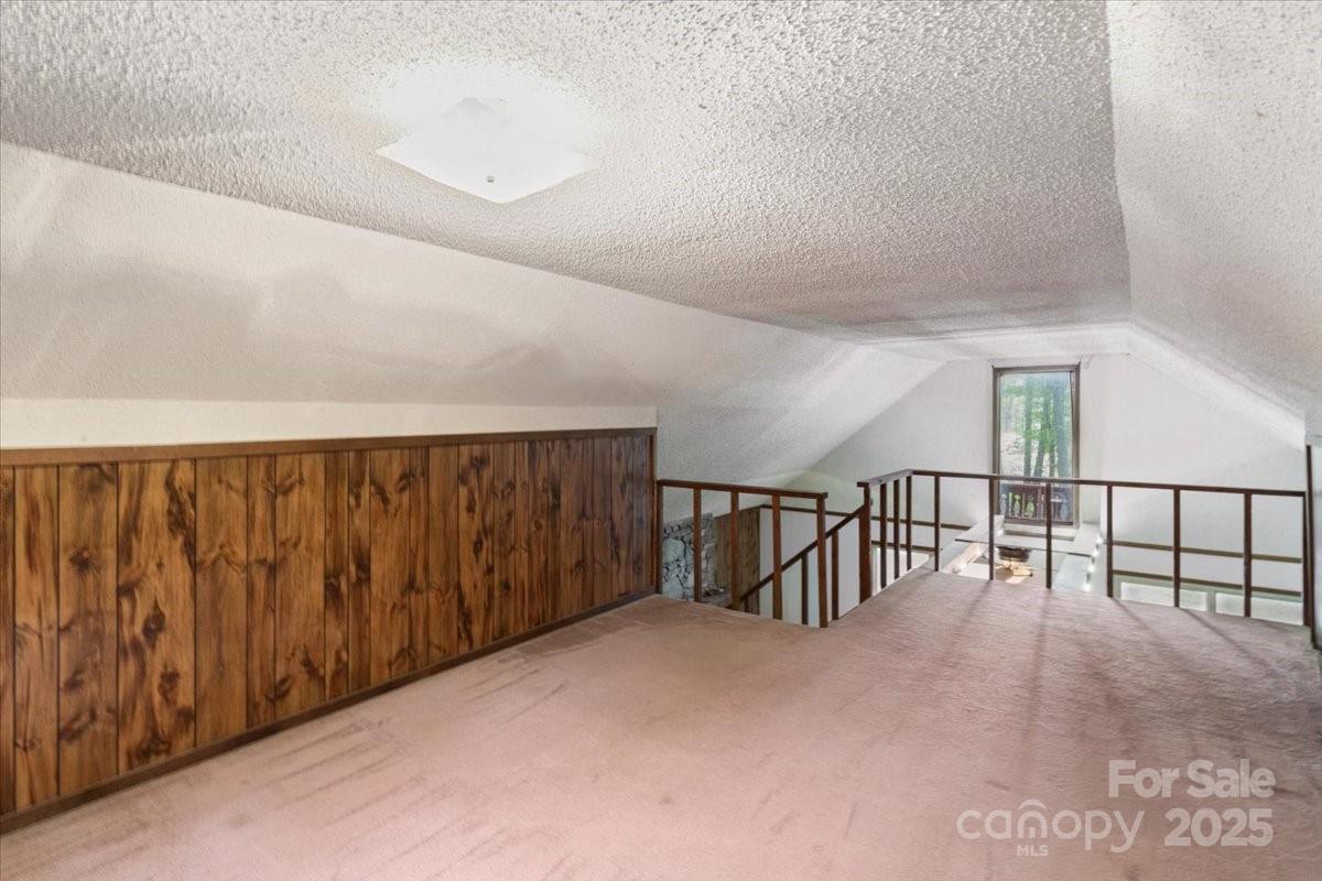 215 Byrd Mountain Estates Road Burnsville NC 28714