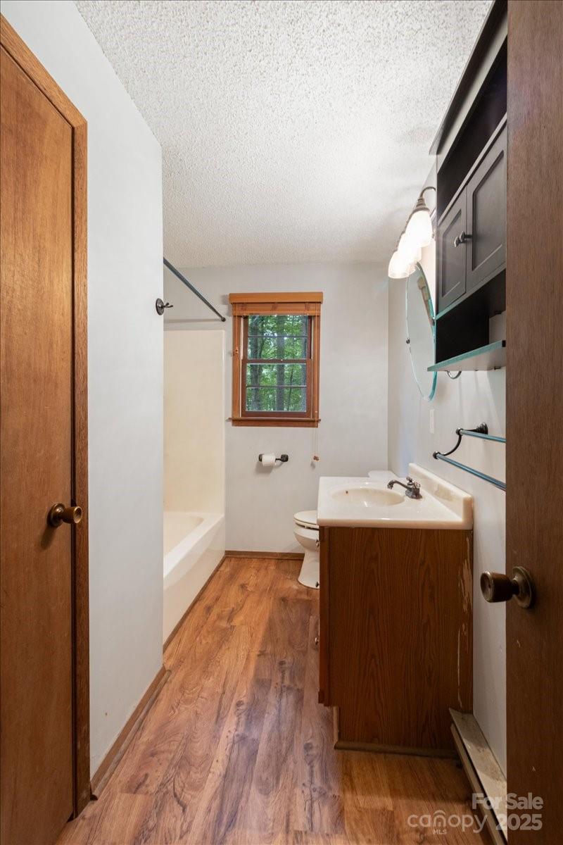 215 Byrd Mountain Estates Road Burnsville NC 28714
