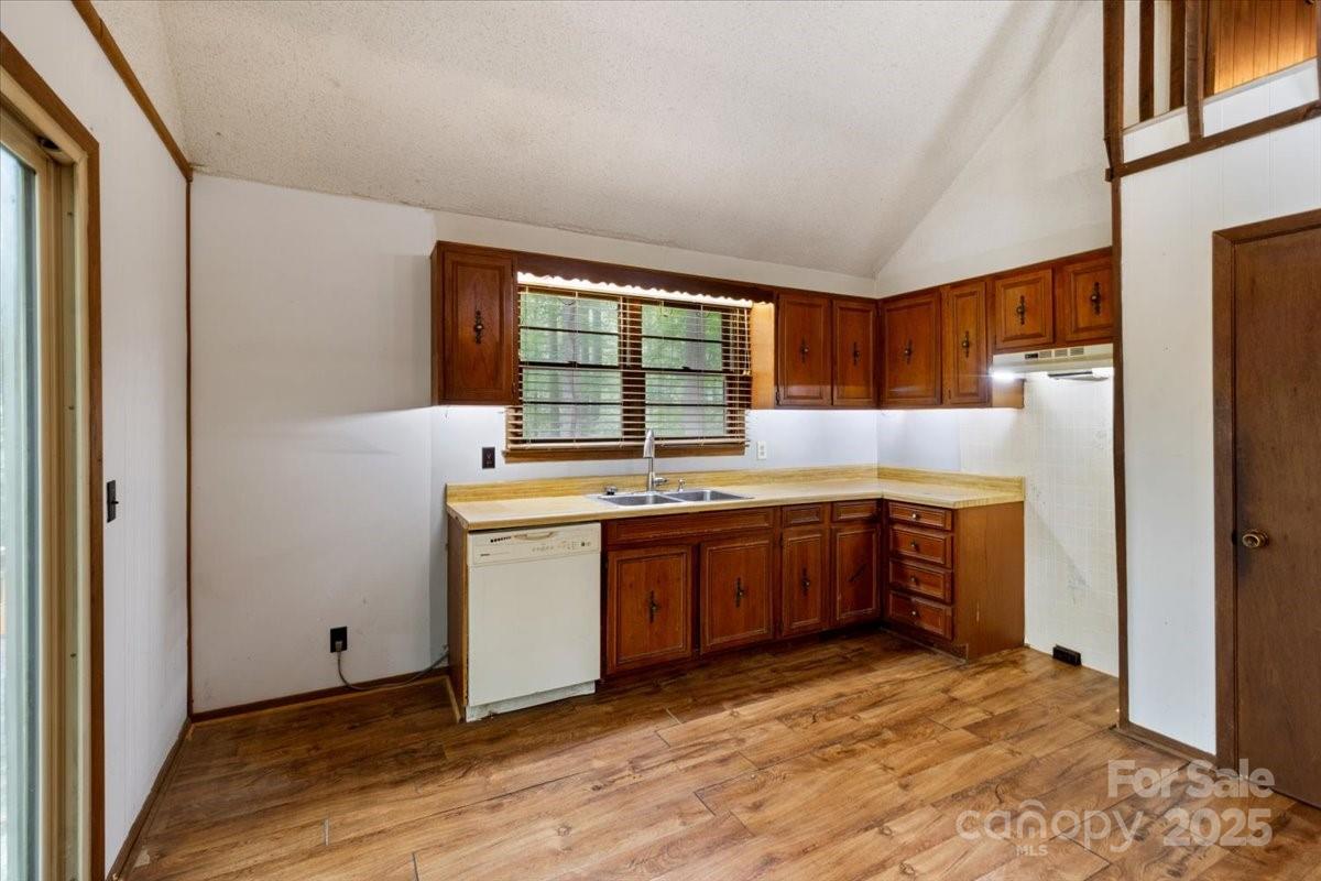 215 Byrd Mountain Estates Road Burnsville NC 28714