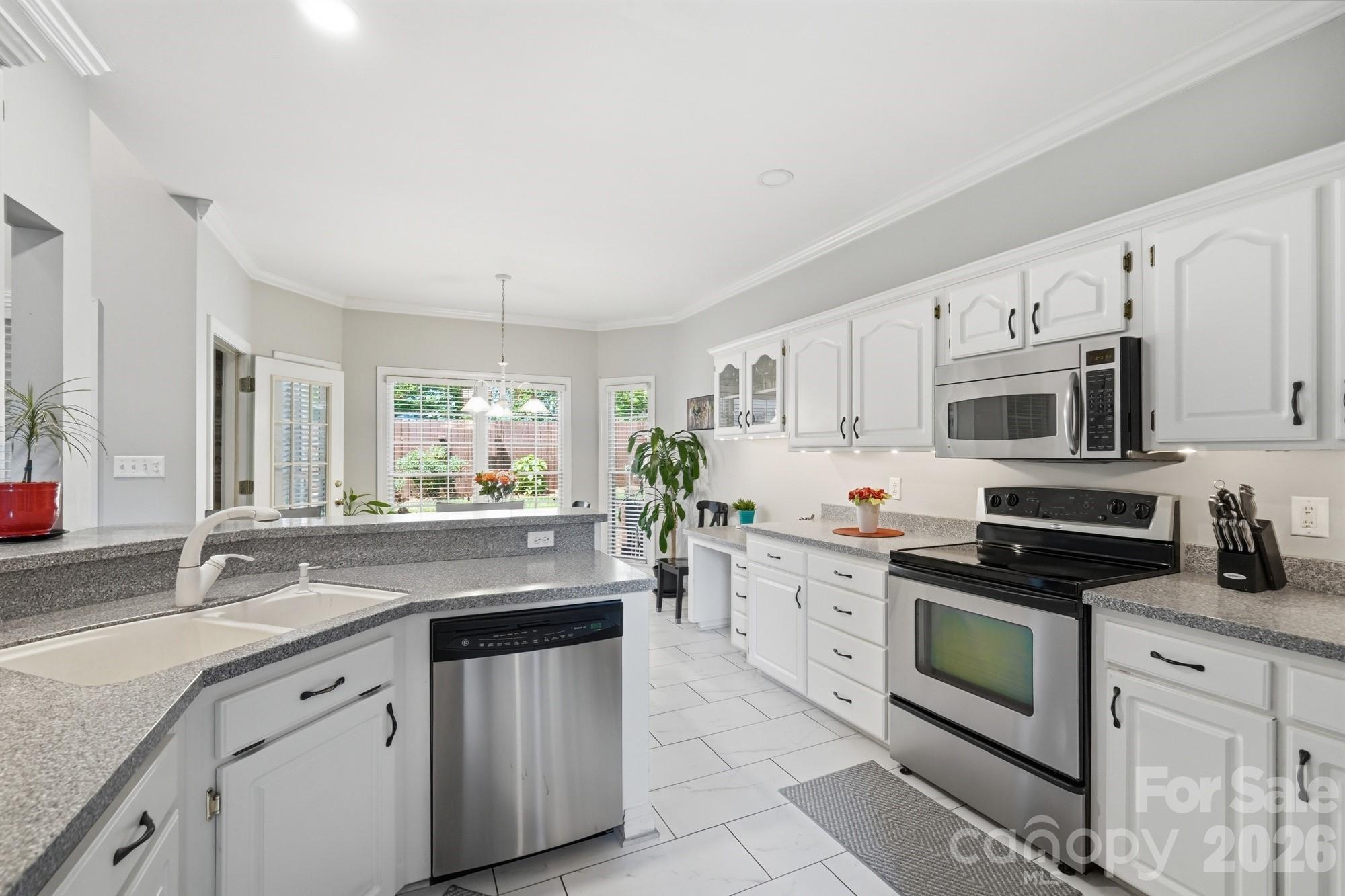 2640 Willowbrook Drive Matthews NC 28104