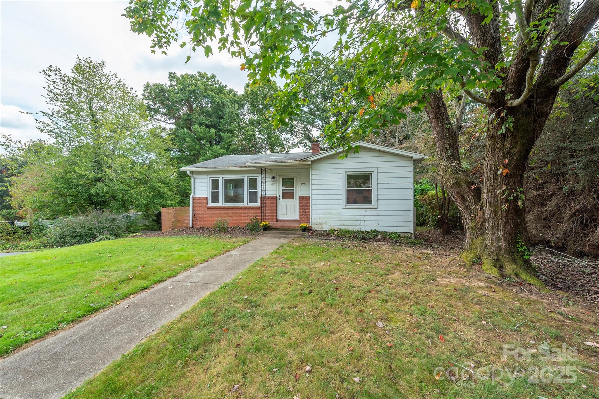 Swannanoa NC, 204 Northeast Avenue