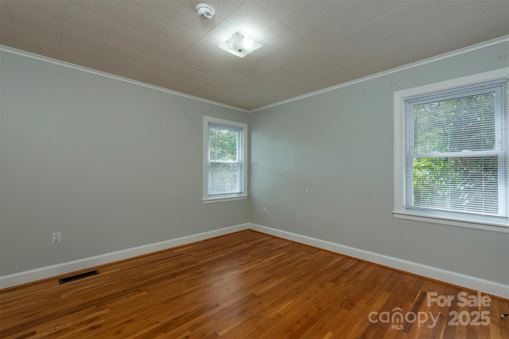 204 Northeast Avenue Swannanoa NC 28778