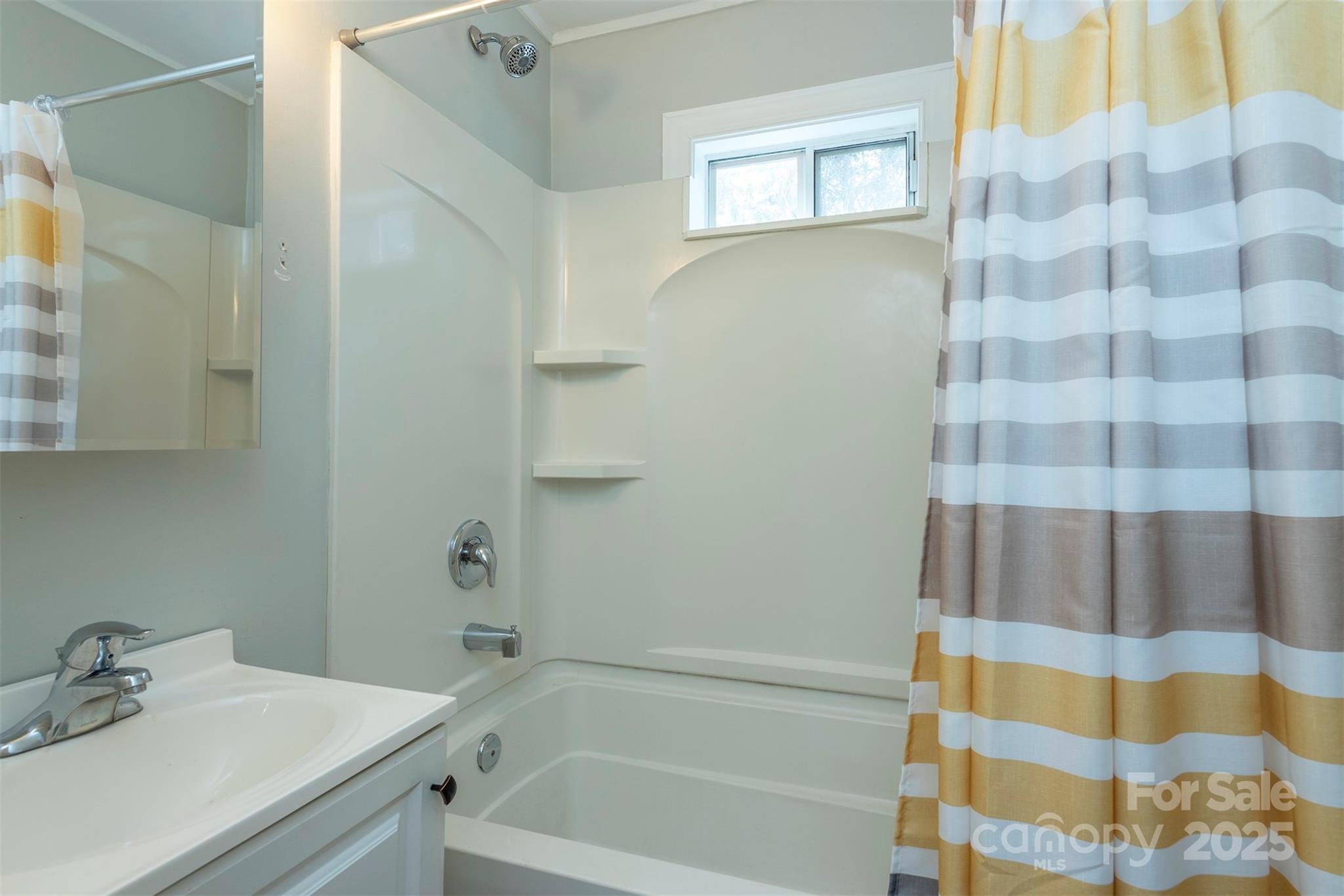 204 Northeast Avenue Swannanoa NC 28778