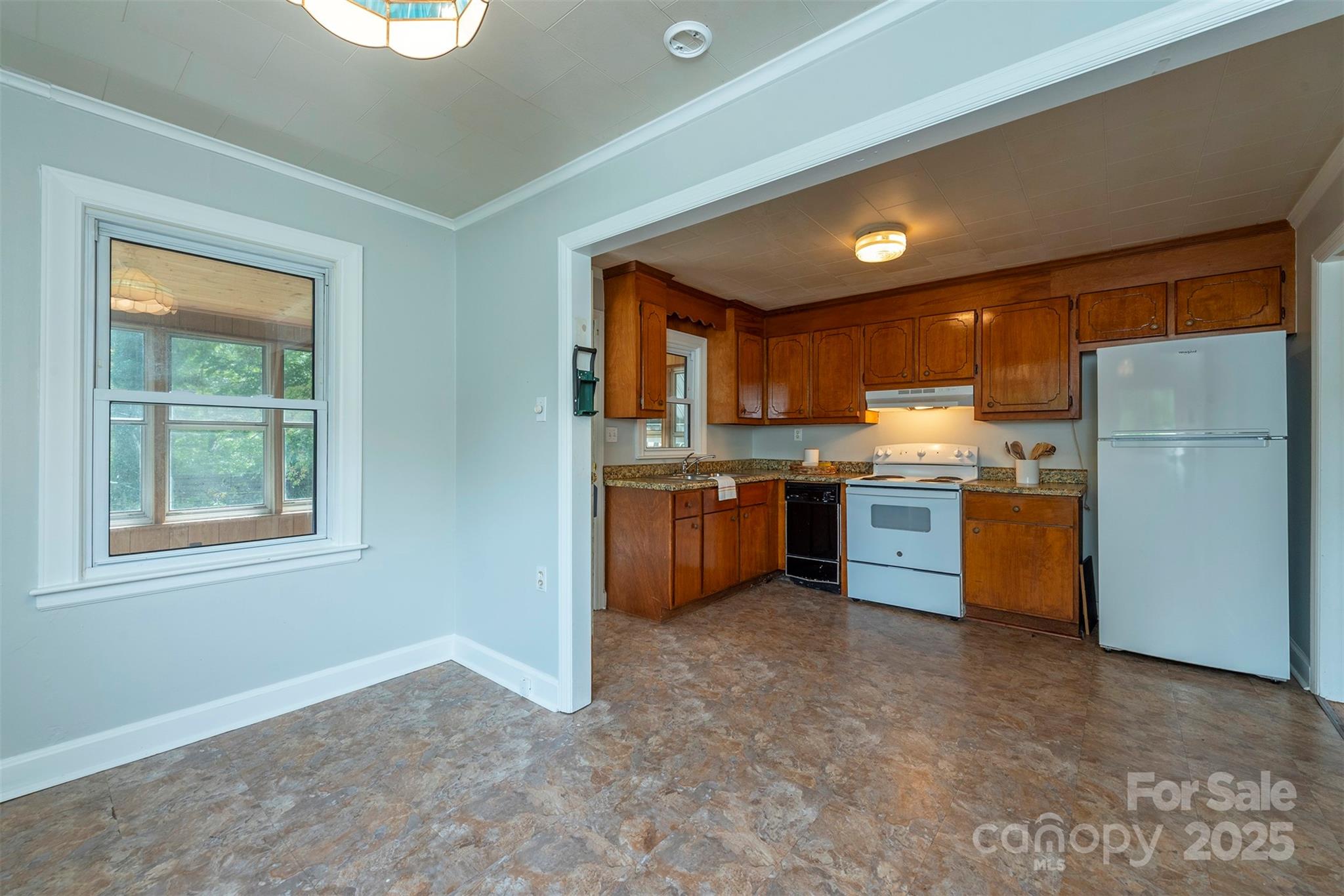 204 Northeast Avenue Swannanoa NC 28778