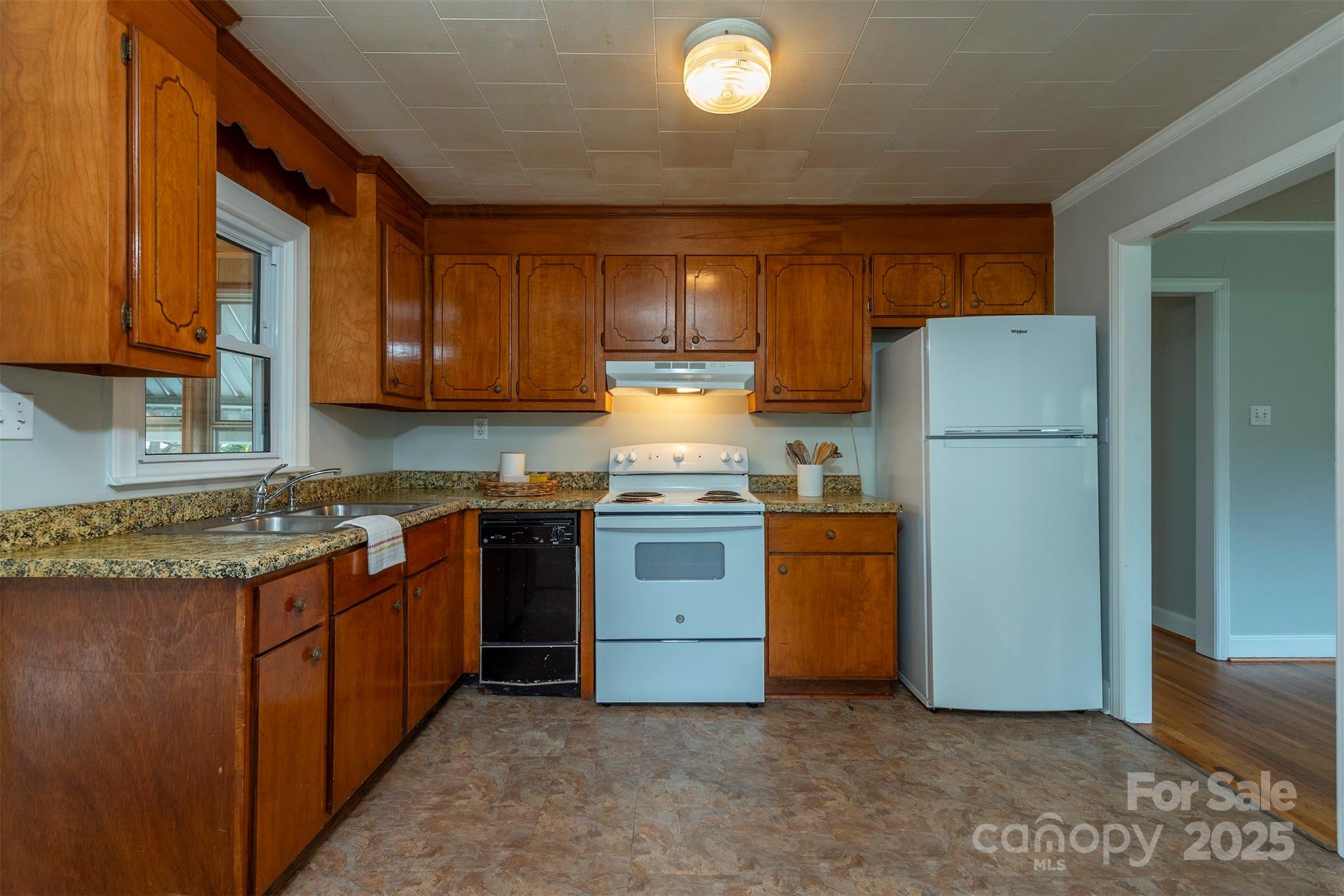 204 Northeast Avenue Swannanoa NC 28778