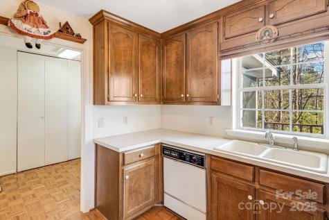 456 Mills Gap Road Arden NC 28704