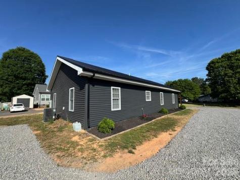 364 Carolina Avenue Marion NC 28752