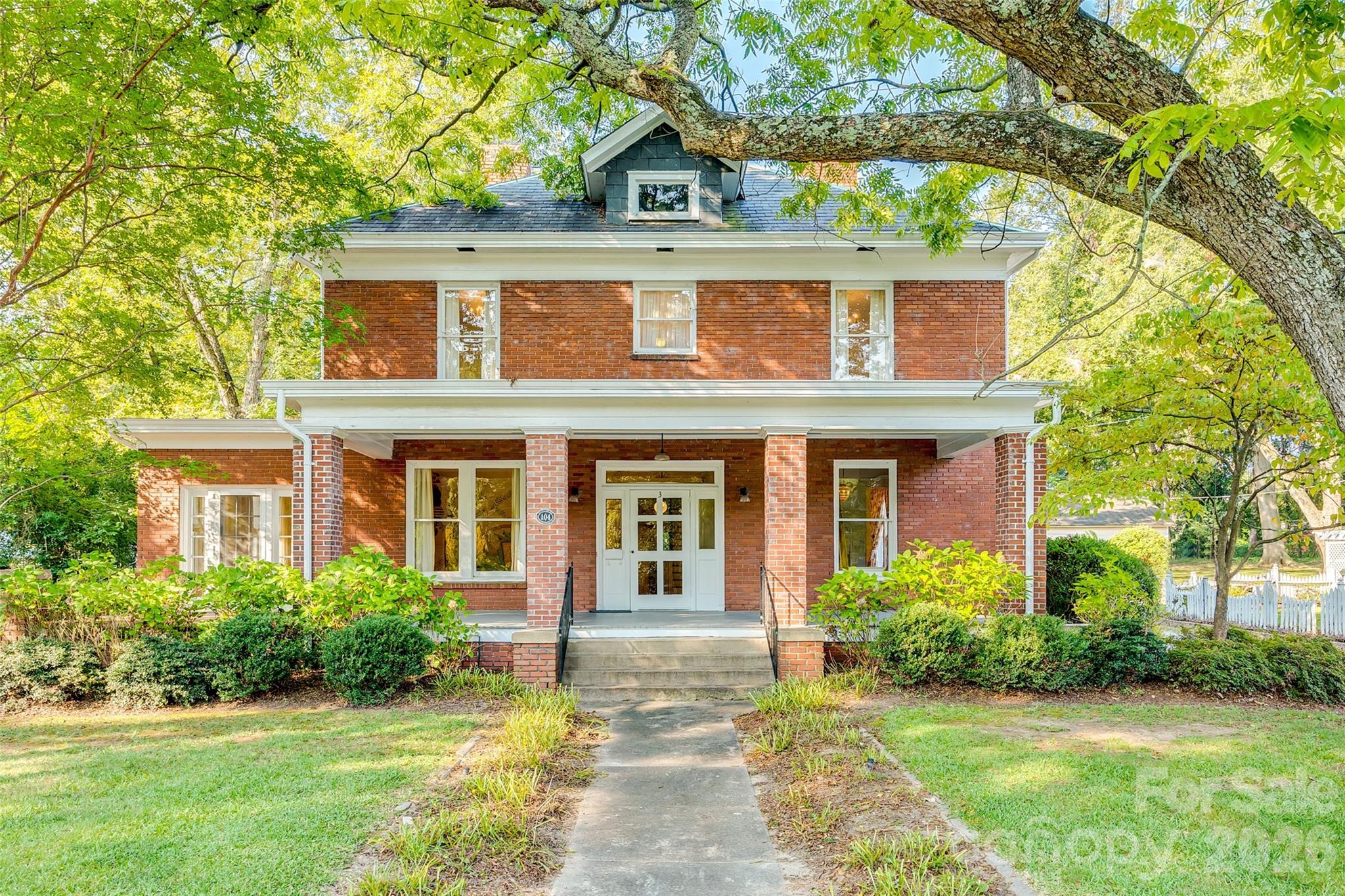 3 Kings Mountain Street York SC 29745
