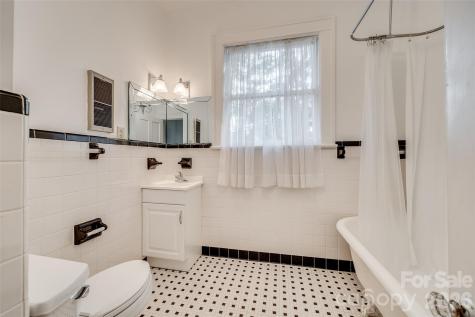 3 Kings Mountain Street York SC 29745