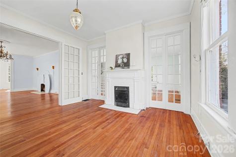 3 Kings Mountain Street York SC 29745