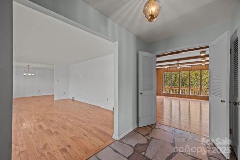 45 Crabapple Lane Asheville NC 28804