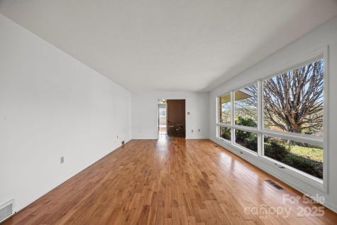 45 Crabapple Lane Asheville NC 28804