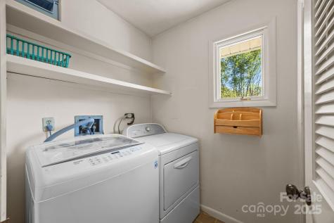 45 Crabapple Lane Asheville NC 28804