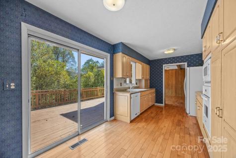 45 Crabapple Lane Asheville NC 28804