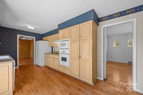 45 Crabapple Lane Asheville NC 28804