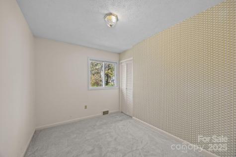 45 Crabapple Lane Asheville NC 28804