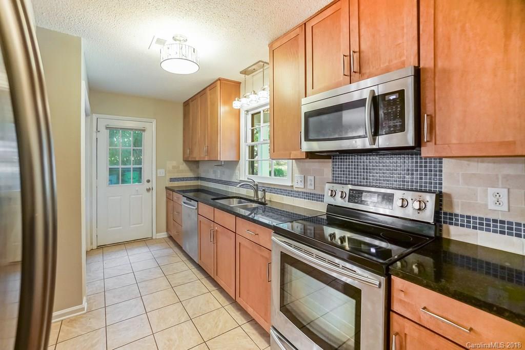 8221 Oakley Lane Charlotte NC 28270