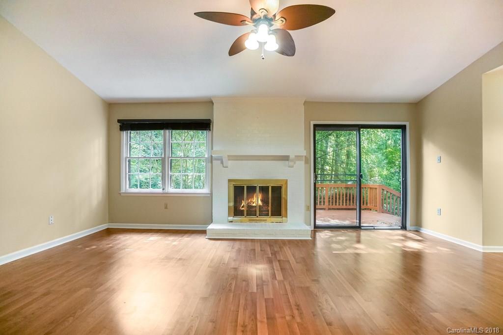 8221 Oakley Lane Charlotte NC 28270