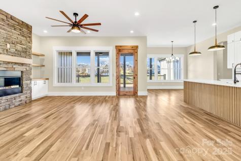 63 Horizon Way Alexander NC 28701