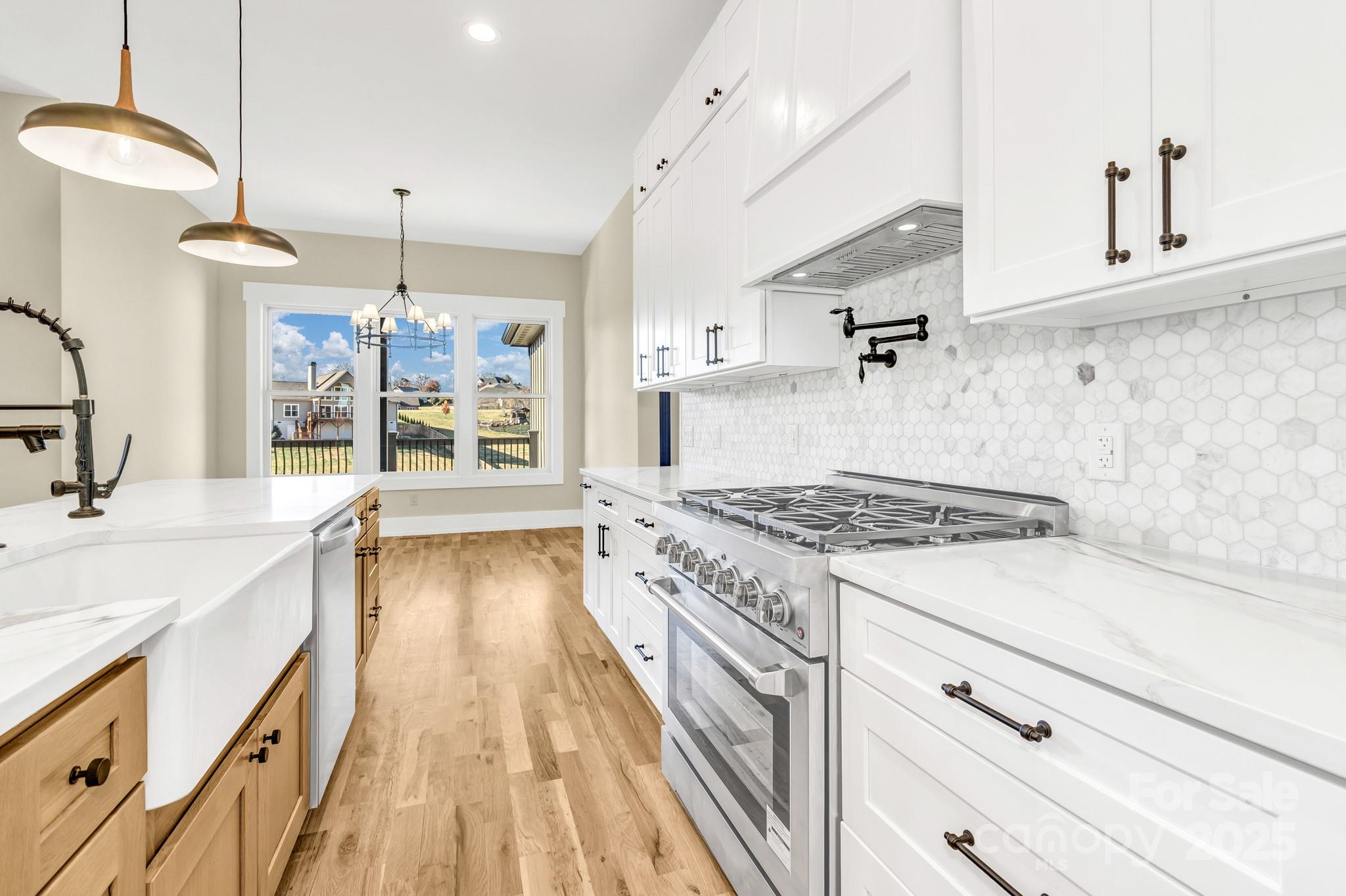 63 Horizon Way Alexander NC 28701