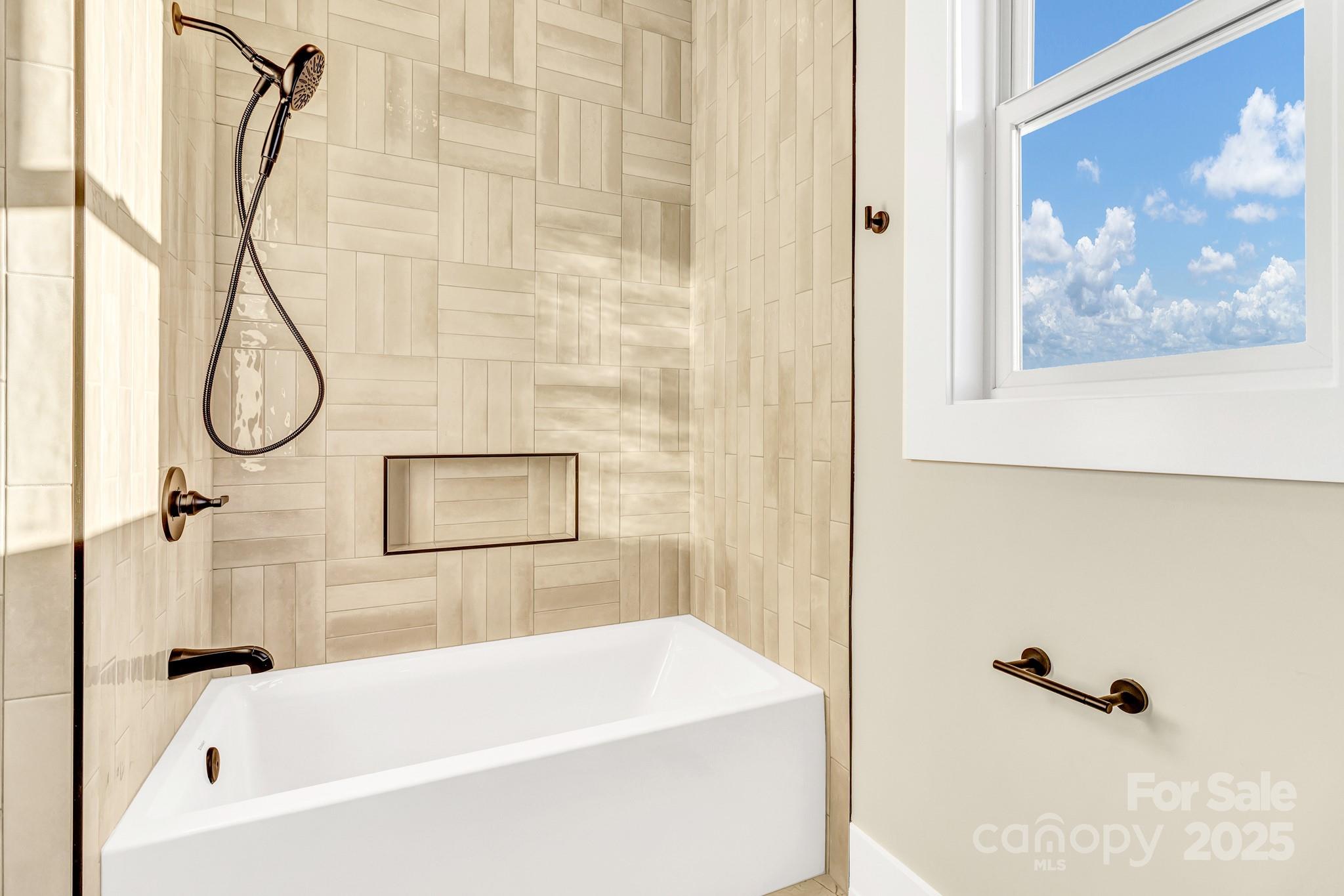 63 Horizon Way Alexander NC 28701