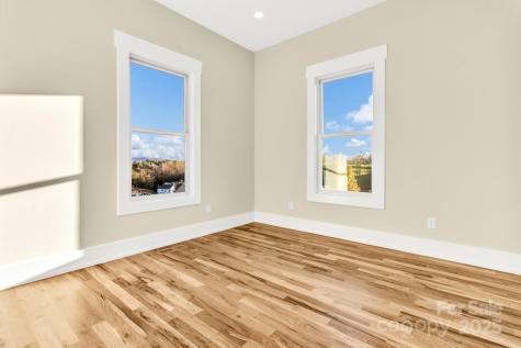 63 Horizon Way Alexander NC 28701