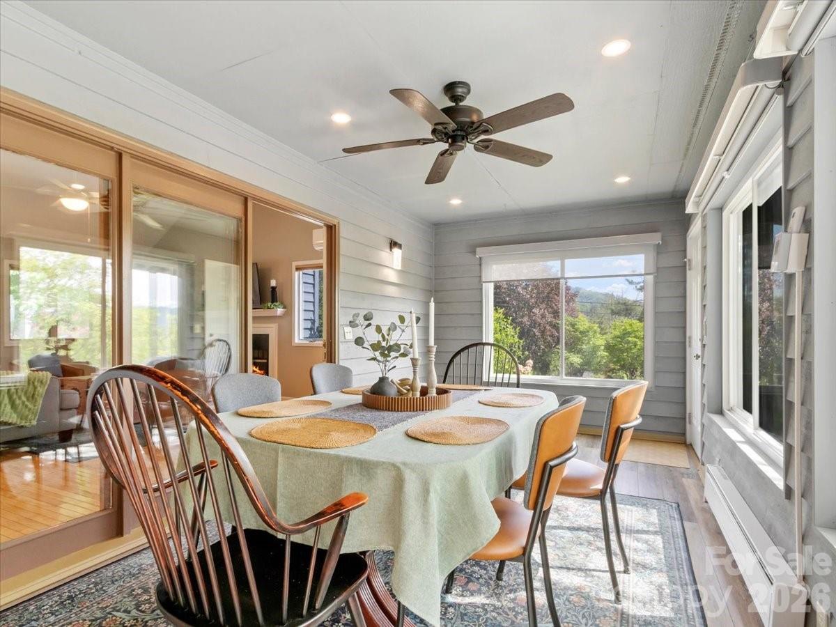 301 Robertson Street Burnsville NC 28714