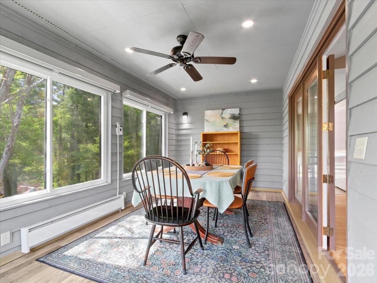 301 Robertson Street Burnsville NC 28714