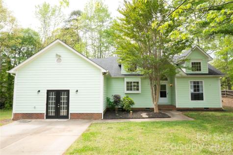 10737 Spruce Mountain Road Charlotte NC 28214