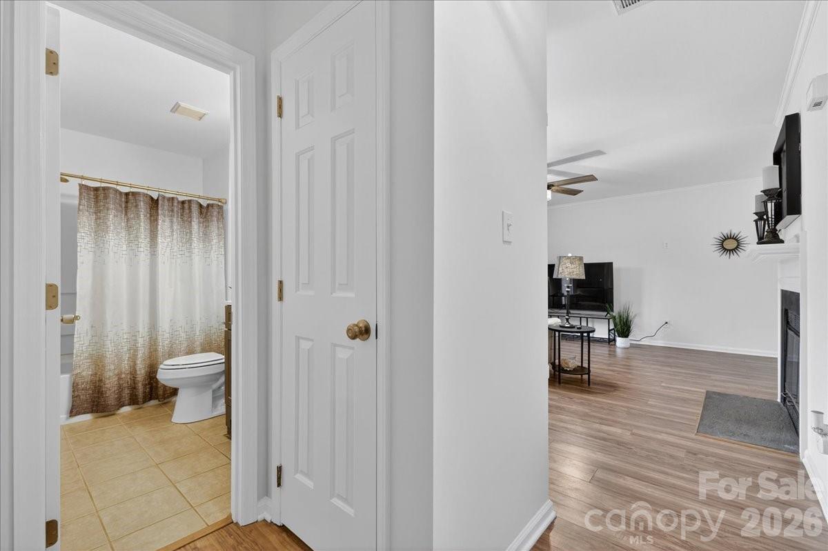 5917 Crape Myrtle Lane Charlotte NC 28216