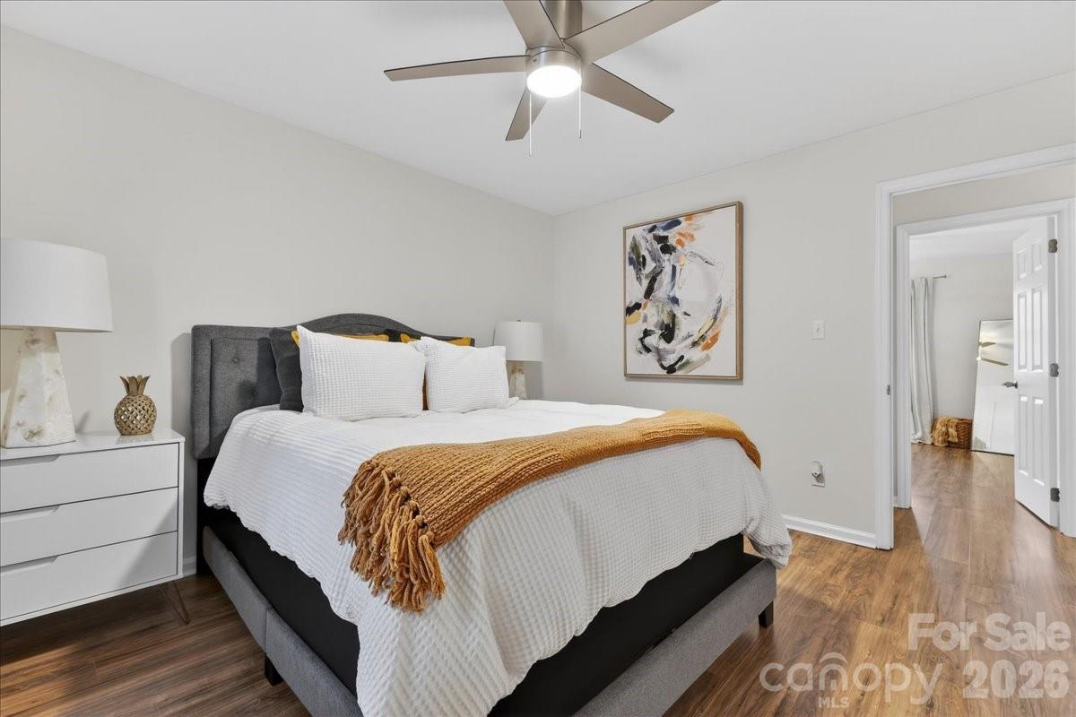 5917 Crape Myrtle Lane Charlotte NC 28216