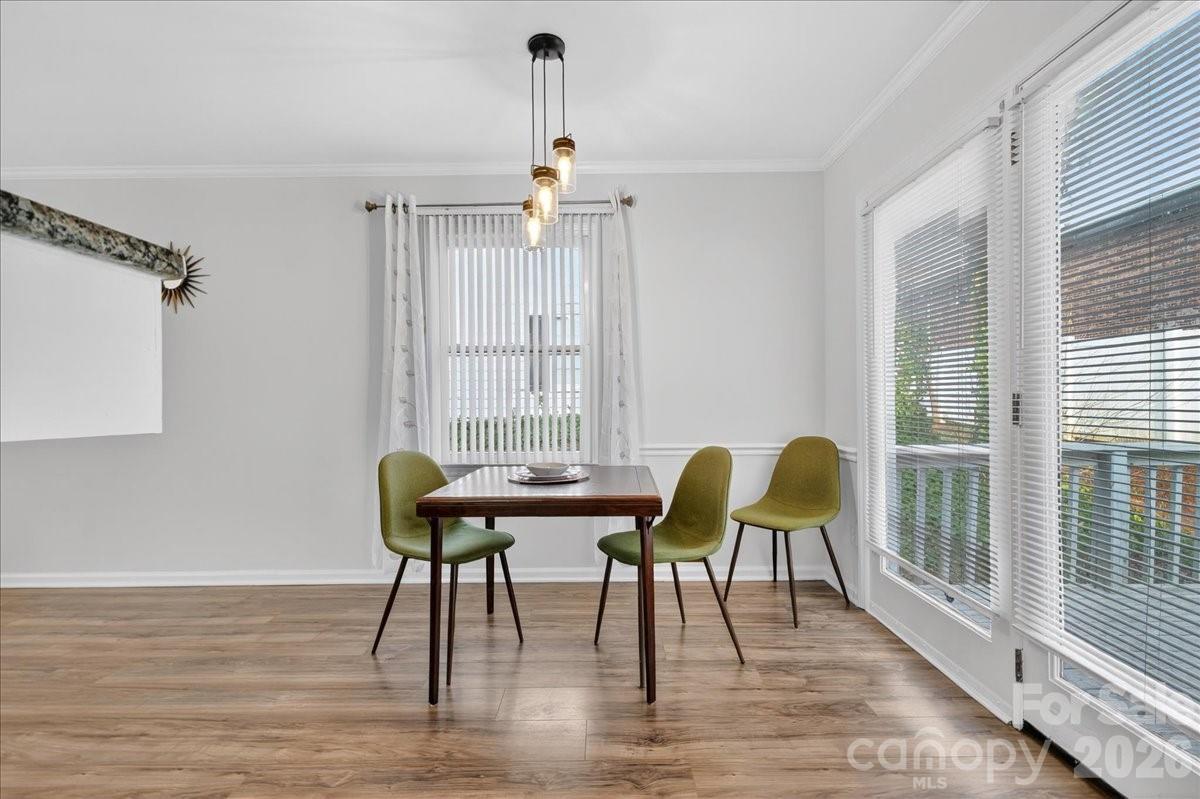 5917 Crape Myrtle Lane Charlotte NC 28216