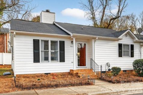 5917 Crape Myrtle Lane Charlotte NC 28216